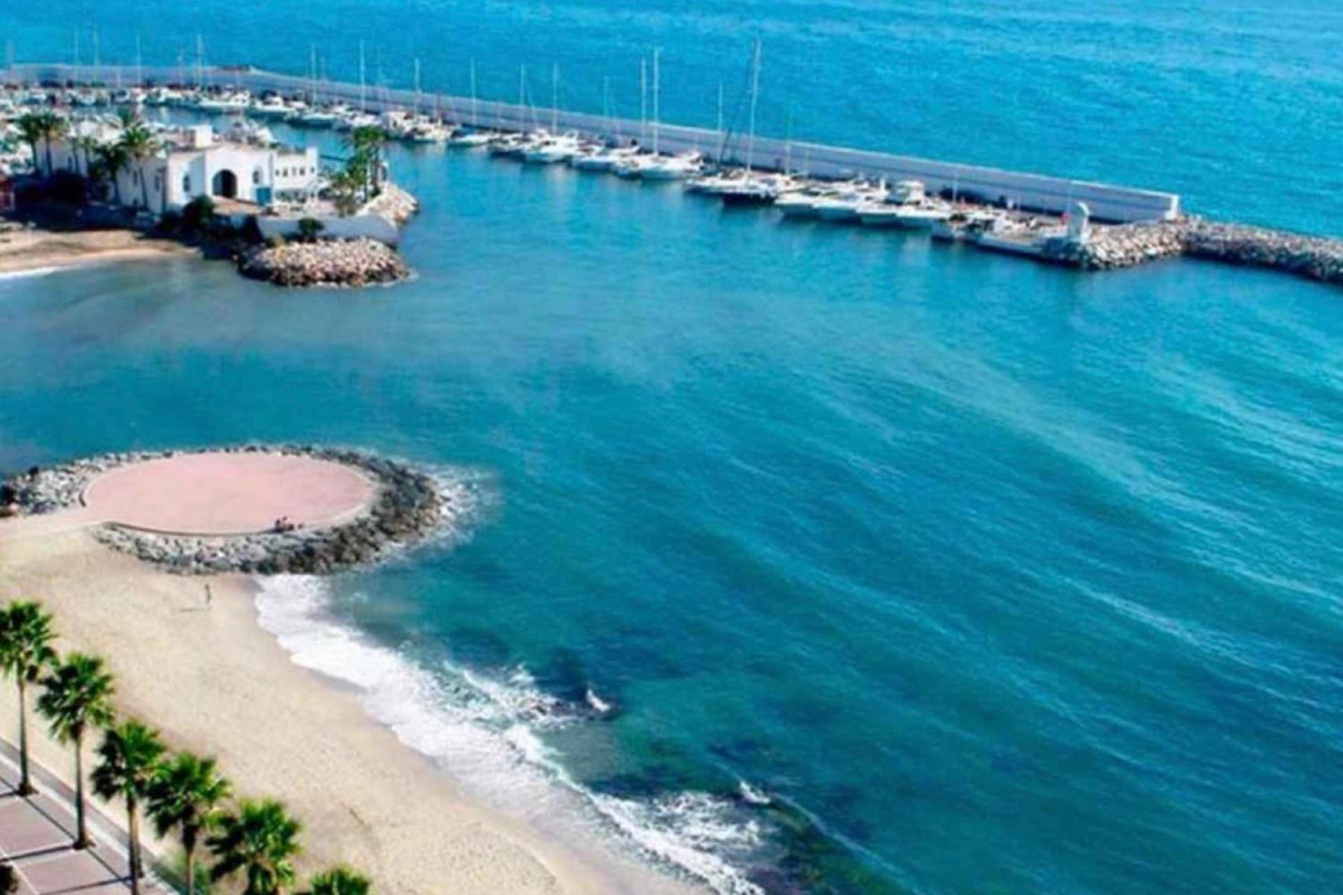 Marbella Beachfront - Beachside Apartment With Stunning Sea Views Екстер'єр фото