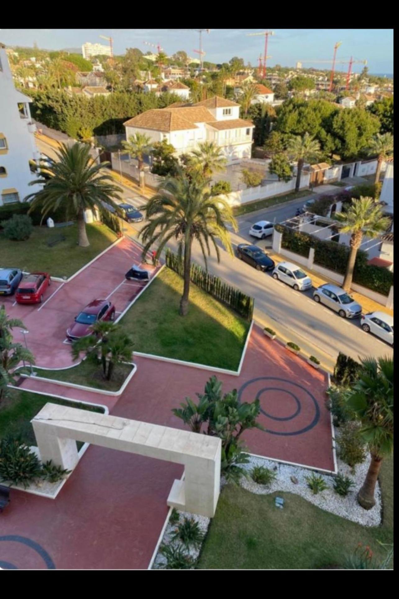 Marbella Beachfront - Beachside Apartment With Stunning Sea Views Екстер'єр фото