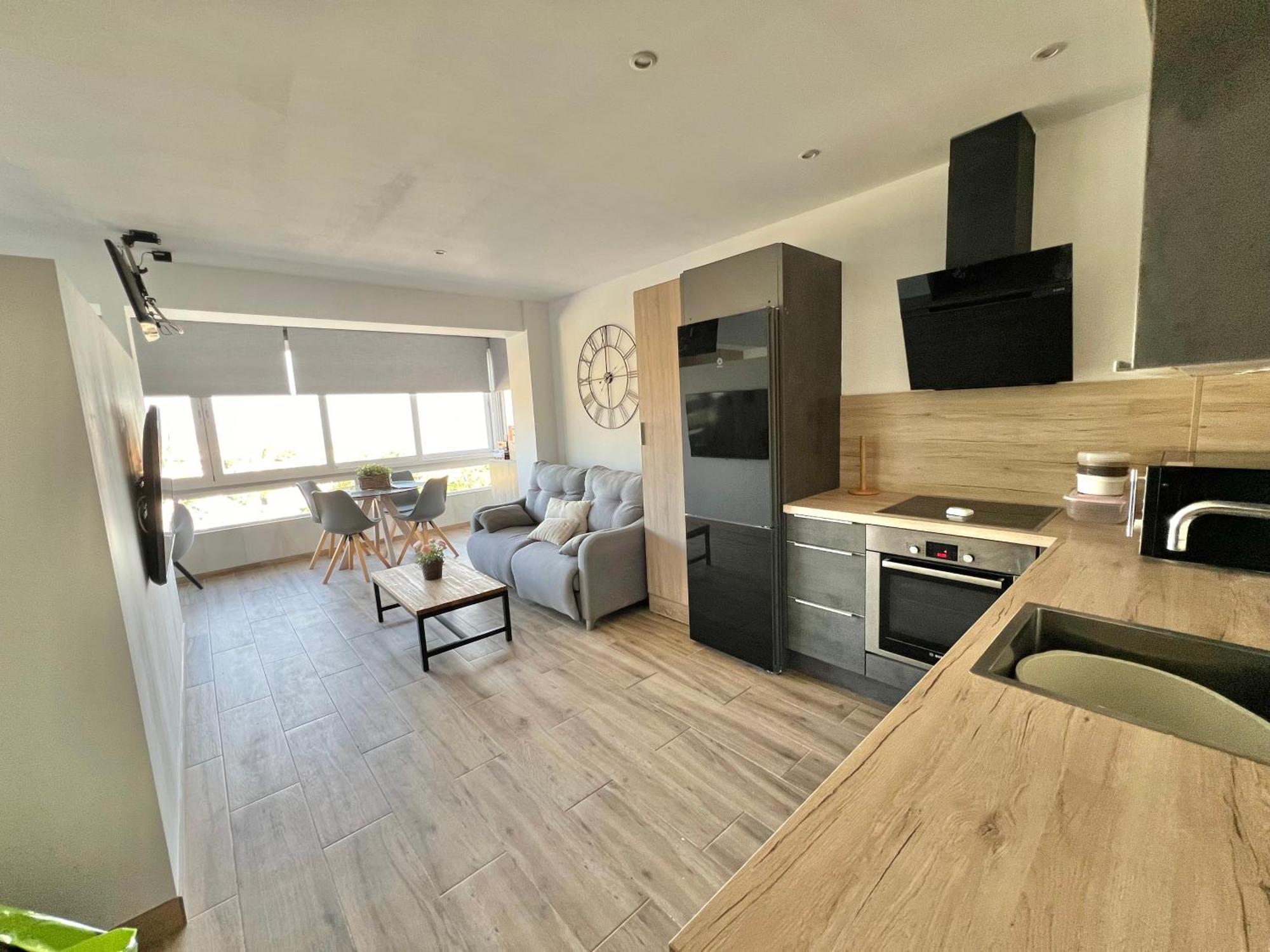 Marbella Beachfront - Beachside Apartment With Stunning Sea Views Екстер'єр фото